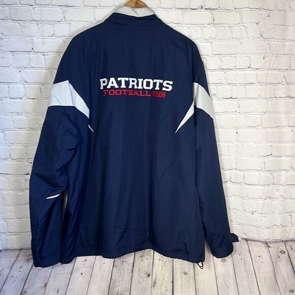New England Patriots Reebok NFL On Field Men's XL Blue Zip Up Jacket - Picture 1 of 11